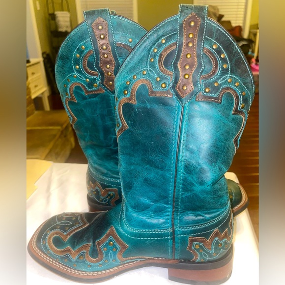 Laredo Women’s boot 6 Turquoise studded leather pull on - Picture 7 of 12
